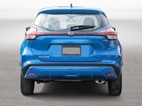 2025 Nissan Kicks Play S-4