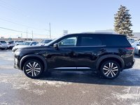 2023 Nissan Pathfinder Platinum-3