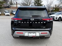 2024 Nissan Pathfinder Platinum-3