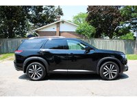 2024 Nissan Pathfinder Platinum-7