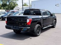 2018 Nissan Titan SL Midnight Edition-7