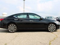 2023 Nissan Altima Platinum-7