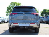 2023 Nissan Pathfinder SL-5