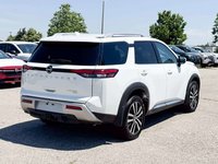 2025 Nissan Pathfinder Platinum-6
