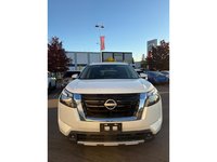 2025 Nissan Pathfinder Platinum-3