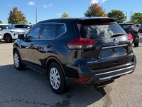 2017 Nissan Rogue S-4