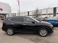 2017 Nissan Rogue SV-7