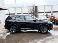 2023 Nissan Rogue S-7