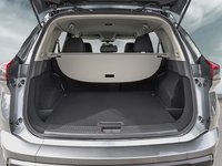 2026 Nissan ROGUE S-6