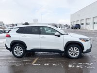 2023 Toyota Corolla Cross LE-7