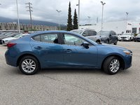 2017 Mazda 3 GS at-5