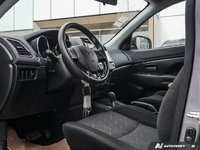 2020 Mitsubishi RVR SE FWD // NO ACCIDENTS-7