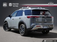 2025 Nissan Pathfinder PLATINUM // MANAGERS DEMO-3