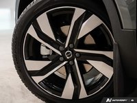 2026 Volvo XC40 Ultra (Dark Theme)-5