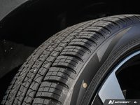 2026 Volvo XC40 Ultra (Dark Theme)-6