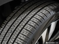 2026 Volvo XC40 Ultra (Dark Theme)-6