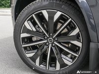 2026 Volvo XC90 Ultra 7-Seater (Dark Theme)-5