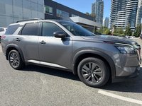 2024 Nissan Pathfinder SV 4X4 // 2.99% FINANCING-3