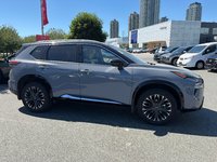 2024 Nissan Rogue PLATINUM // 2.99% FINANCING-2