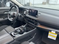 2025 Nissan Rogue SV AWD // 2.99% FINANCING!-4