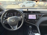 2019 Toyota Camry LE HYBRID // NOT A REBUILT!-4