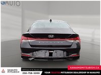 2023 Hyundai Elantra Luxury-3