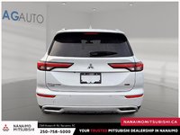 2022 Mitsubishi Outlander LE-3