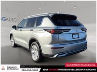 2025 Mitsubishi Outlander SE-4