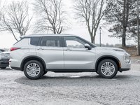 2024 Mitsubishi Outlander SE S-AWC-4