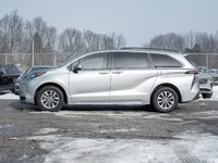 2024 Toyota Sienna Hybrid Sienna LE 8-Pass-2