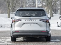2024 Toyota Sienna Hybrid Sienna LE 8-Pass-4