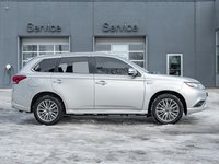 Mitsubishi Outlander PHEV SE S-AWC  SAEFTY CERTIFIED FINANCE AS LOW AS 6.49% 2020-5