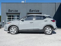 2025 Nissan Kicks Play S FWD/ SAFETY CERTIFIED/ ONE OWNER / ACCIDENT FREE-2