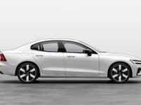 2025 Volvo S60 Plug-In Hybrid T8 AWD Ultra Dark Theme-4