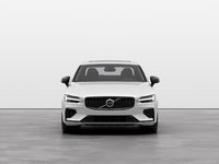 2025 Volvo S60 Plug-In Hybrid T8 AWD Ultra Dark Theme-2