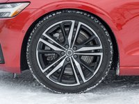 2019 Volvo S60 T6 AWD R-Design  LOW MILEAGE  TRADE IN  B& WILKINS-3