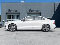 2024 Volvo S60 B5 AWD Core Dark Theme  18 ALLOY WHEEL  VOLVO CPO-2