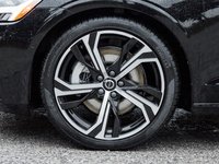 Volvo S60 B5 AWD Plus Dark Theme  19 ALLOY WHEEL  CPO 2024-3