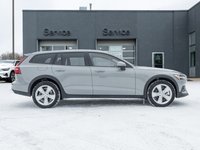 2025 Volvo V60 Cross Country B5 AWD Core  NEARLY NEW  STATION WAGON  VOLVO CPO-4