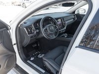 Volvo V60 Cross Country B5 AWD PLUS  ISD 5th Aug 2025  CPO RATE FROM 3.49% 2025-6