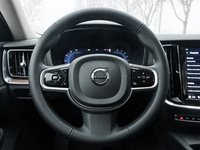 2025 Volvo V60 Cross Country B5 AWD Plus  19 ALLOY WHEELS  LOW KM  CPO-7