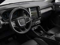 2025 Volvo XC40 B5 AWD Core Bright Theme-7