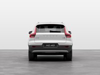 2025 Volvo XC40 B5 AWD Core Bright Theme-3