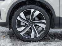 2025 Volvo XC40 B5 AWD Plus Dark Theme  20 ALLOY WHEEL  VOLVO CPO-3