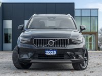 2025 Volvo XC40 B5 AWD Core Bright Theme POWER PANO ROOF-VOLVO CPO-1