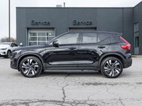 2025 Volvo XC40 B5 AWD PLUS  20 ALLOY WHEELS  CLIMATE PACK  CPO-2