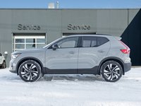 Volvo XC40 B5 AWD Plus Dark Theme  20 ALLOY WHEELS  CPO 2025-2