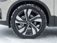 Volvo XC40 B5 AWD PLUS  LIKE NEW  20 ALLOY WHEELS  CPO 2025-3