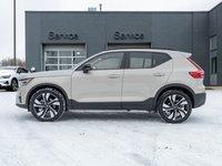 Volvo XC40 B5 AWD PLUS  LIKE NEW  20 ALLOY WHEELS  CPO 2025-2