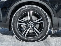 Volvo XC40 B5 AWD Core  LOW KM  CLIMATE PACK  CPO 2025-3